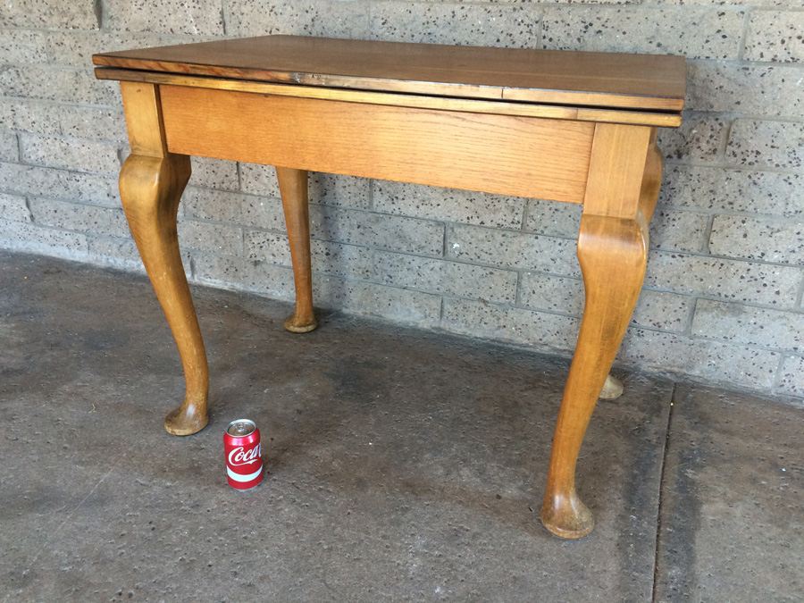 Gaming Table with Rotating Top [Photo 4]