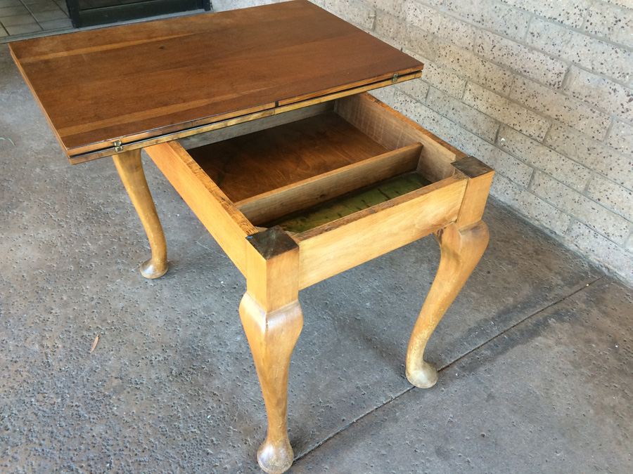 Gaming Table with Rotating Top [Photo 2]