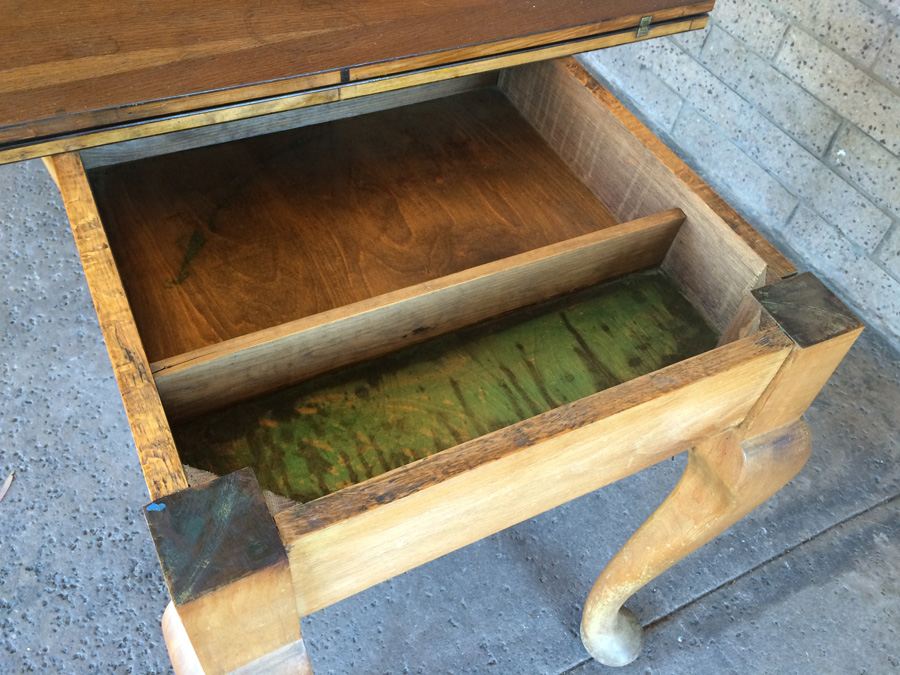 Gaming Table with Rotating Top [Photo 12]