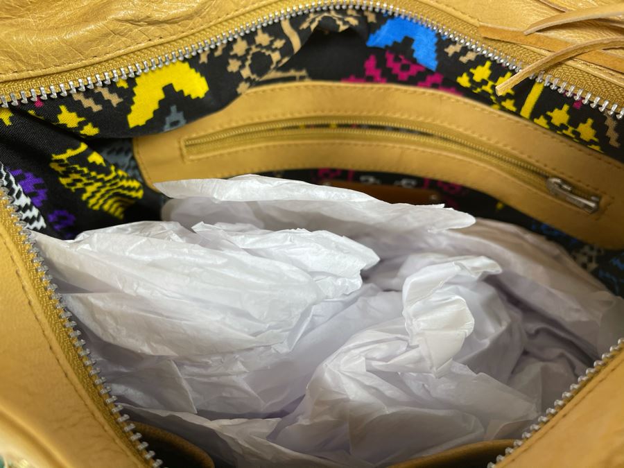 New Hobo Fringe Leather Australian Handbag By Lokoa 12'W X 11'H Retails $250 [Photo 7]