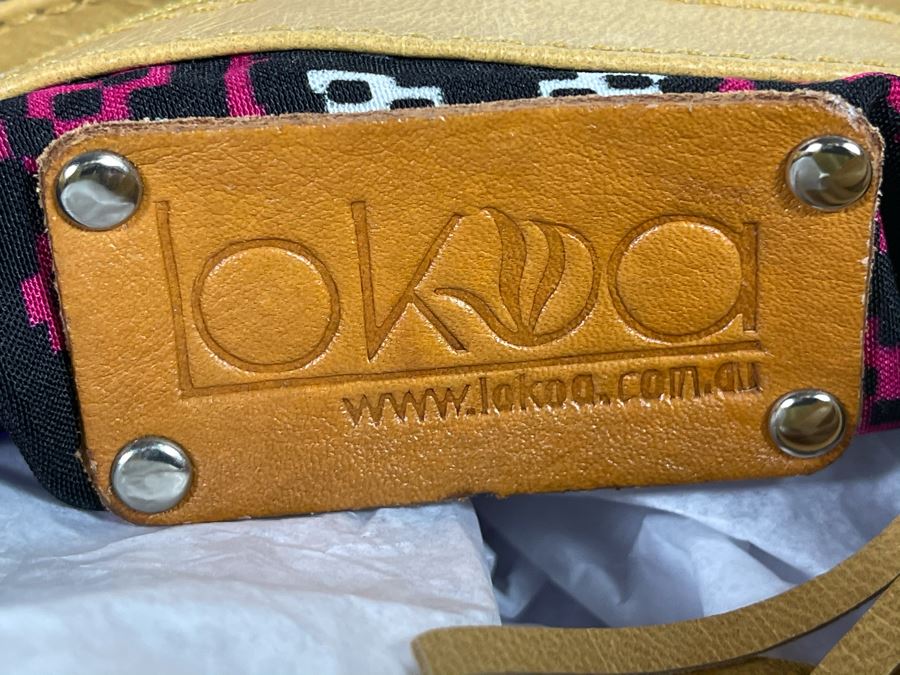 New Hobo Fringe Leather Australian Handbag By Lokoa 12'W X 11'H Retails $250 [Photo 8]