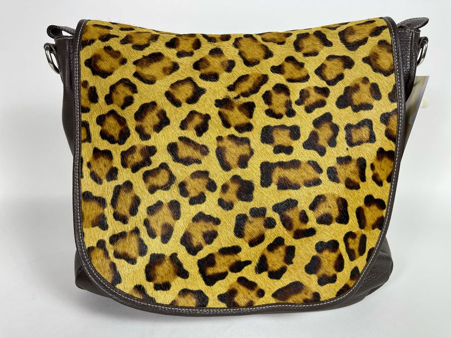 New Claudia Firenze Leather Leopard Pattern Handbag 14'W X 12'H Retails $375 [Photo 1]