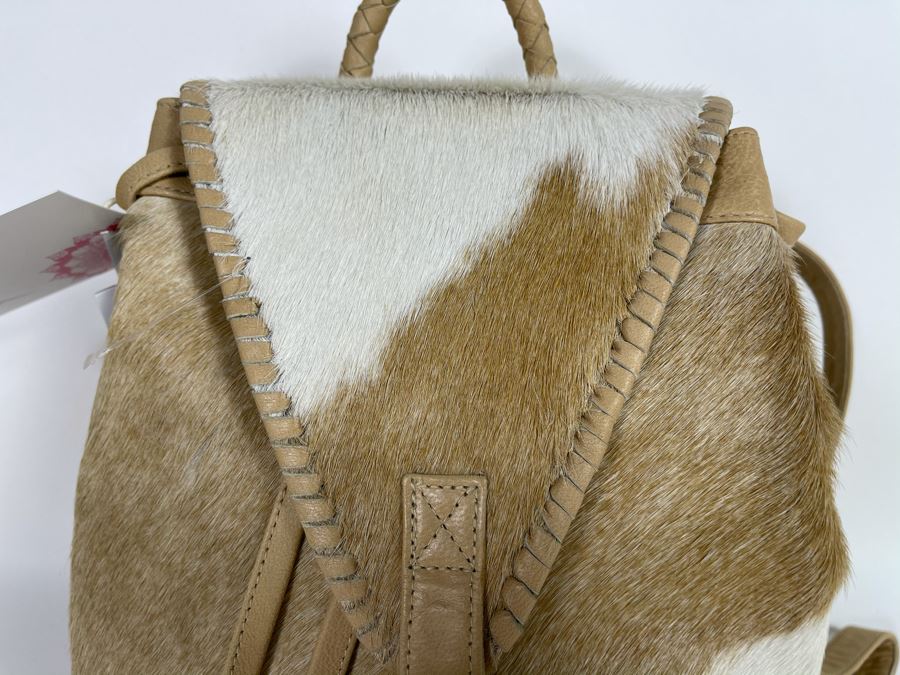 New Leather Saudara Handbag Backpack 10'W X 12'H Retails $325 [Photo 4]