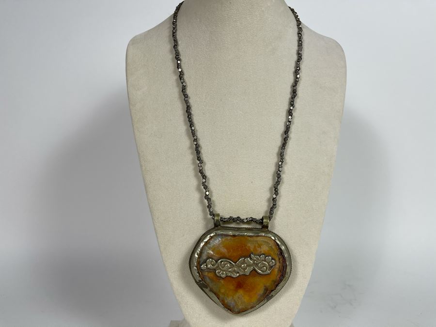 Natural Stone Base Metal Pendant Statement Necklace 24'L Retails $225 [Photo 3]