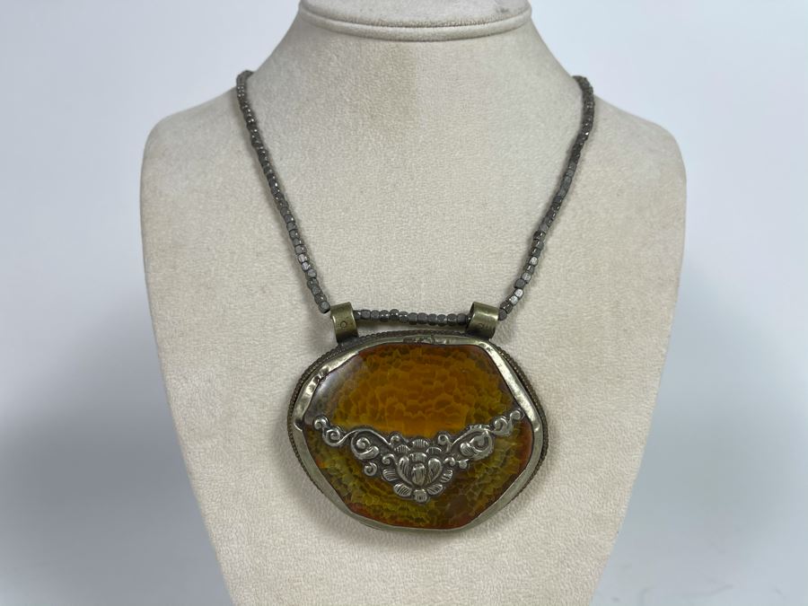 Natural Stone Base Metal Pendant Statement Necklace 24'L Retails $225 [Photo 3]