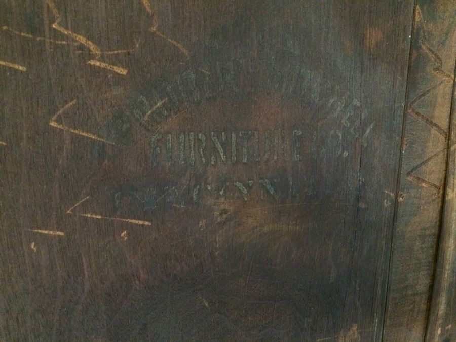 Beautiful Antique 2 Door Bookcase with Lock and Ball and Claw Feet [Photo 20]