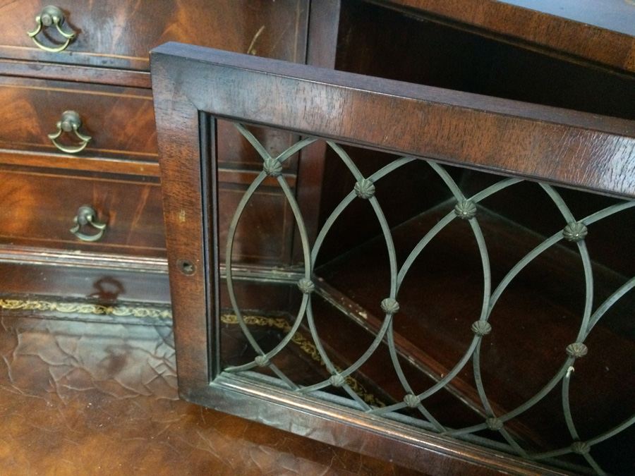 Corner Table [Photo 12]