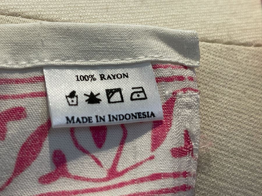 Sarong Wrap From Bali Retails $65 [Photo 3]