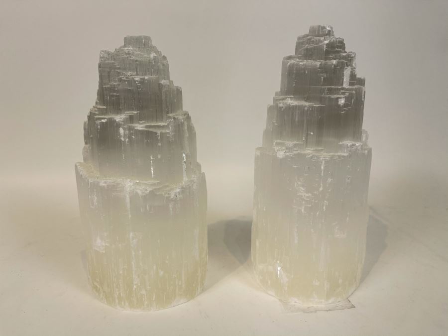 Pair Of Crystal Towers Apx 9'H Retails $150 [Photo 4]