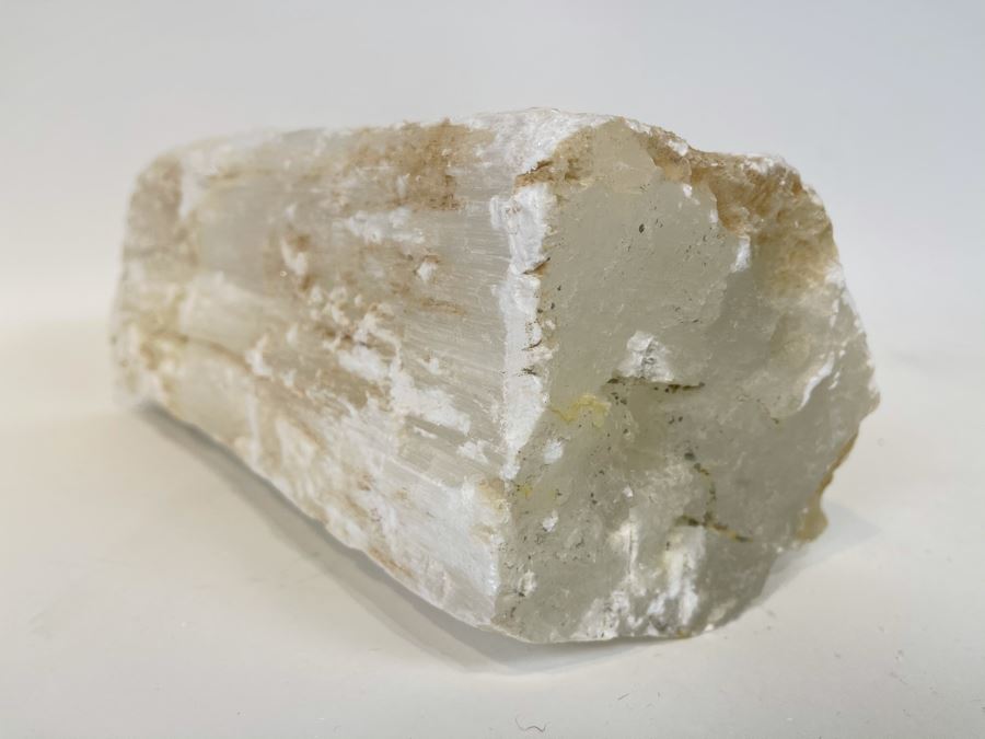 Large Crystal Selamite Log 12'W X 5'D X 4.5' Retails $175 [Photo 4]