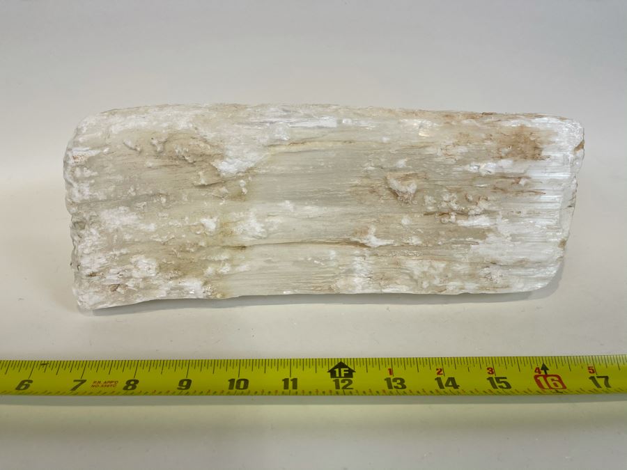 Large Crystal Selamite Log 12'W X 5'D X 4.5' Retails $175 [Photo 3]