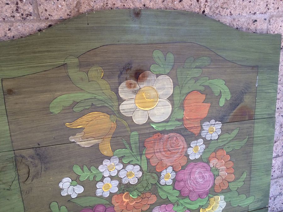 Vintage Wooden Hand Painted Floral Wall Hanging [Photo 4]