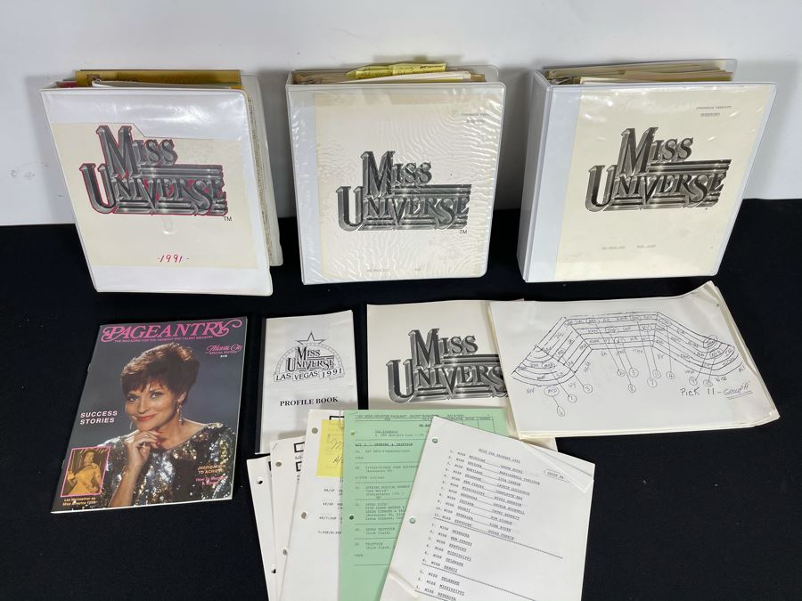 CBS Special: 1991 Miss Universe Scripts, Pair Of Miss Universe Programs And Other Related Materials [Photo 2]