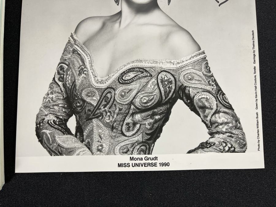 1990 Miss Universe Pageant Script, Signed Mona Grudt (Star Trek Actress) Winner Of Miss Universe 1990 Photograph And Pair Of Programs [Photo 5]