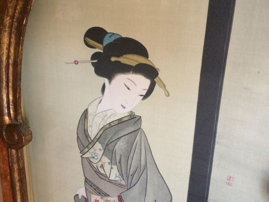 Antique Japanese Painting on Silk in a Beautifully Gilded Ornately Carved Wooden Frame [Photo 4]