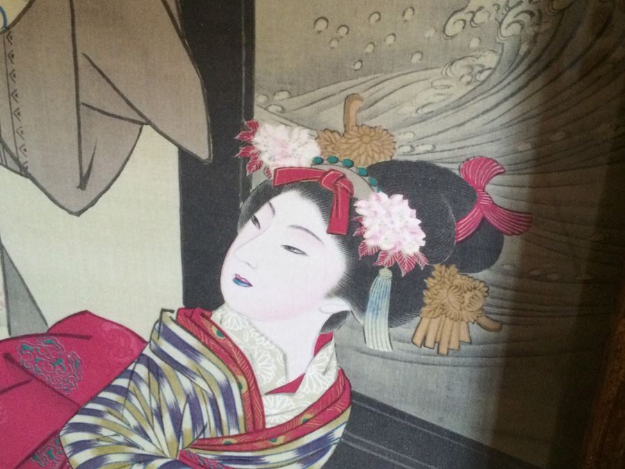 Antique Japanese Painting on Silk in a Beautifully Gilded Ornately Carved Wooden Frame [Photo 3]