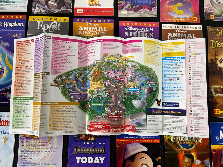 Apx (24) Disneyland / Disney Ephemera Related Guide Maps [Photo 13]