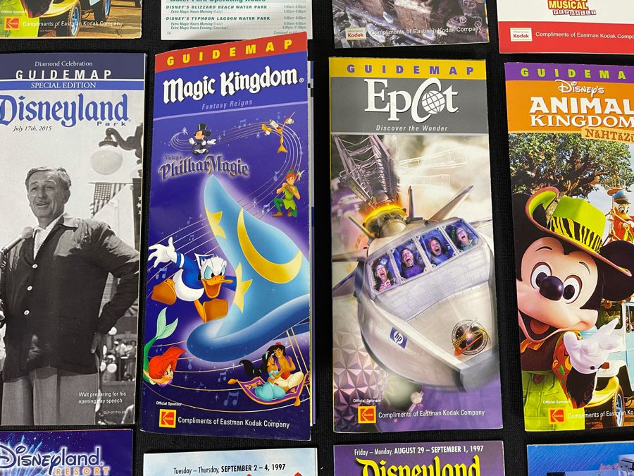 Apx (24) Disneyland / Disney Ephemera Related Guide Maps [Photo 9]