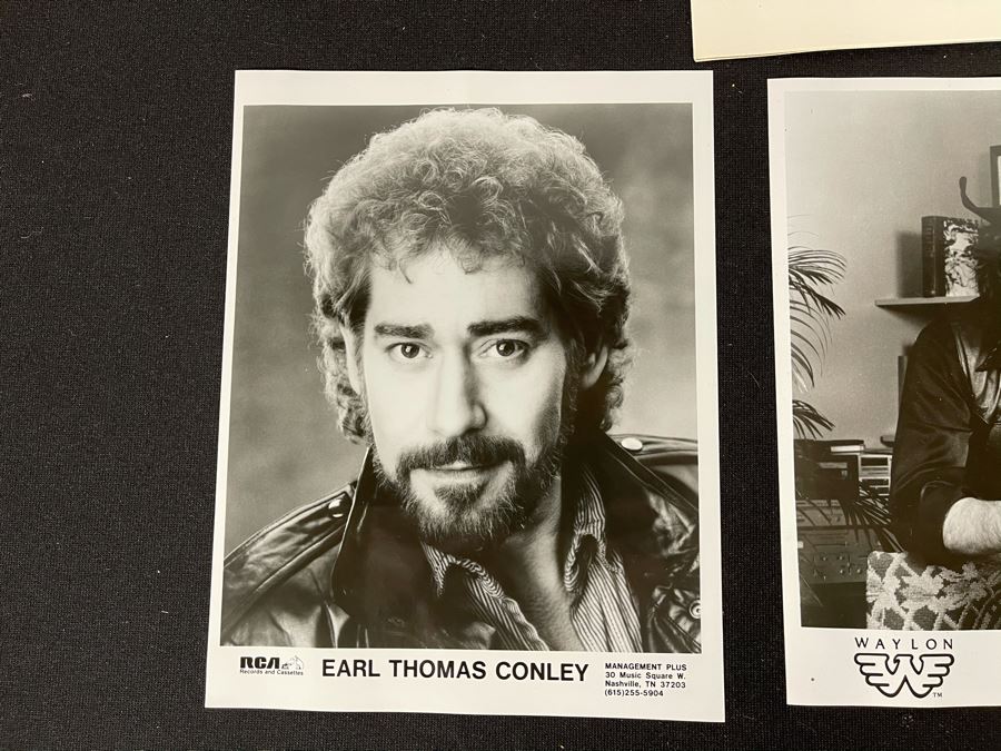 1984 TV Script To 'A Country Party' (Filmed On USS Constellation Naval Air Station San Diego) And Band Headshots And Country Music Ephermera: Hank Williams Jr., Waylon Jennings [Photo 6]