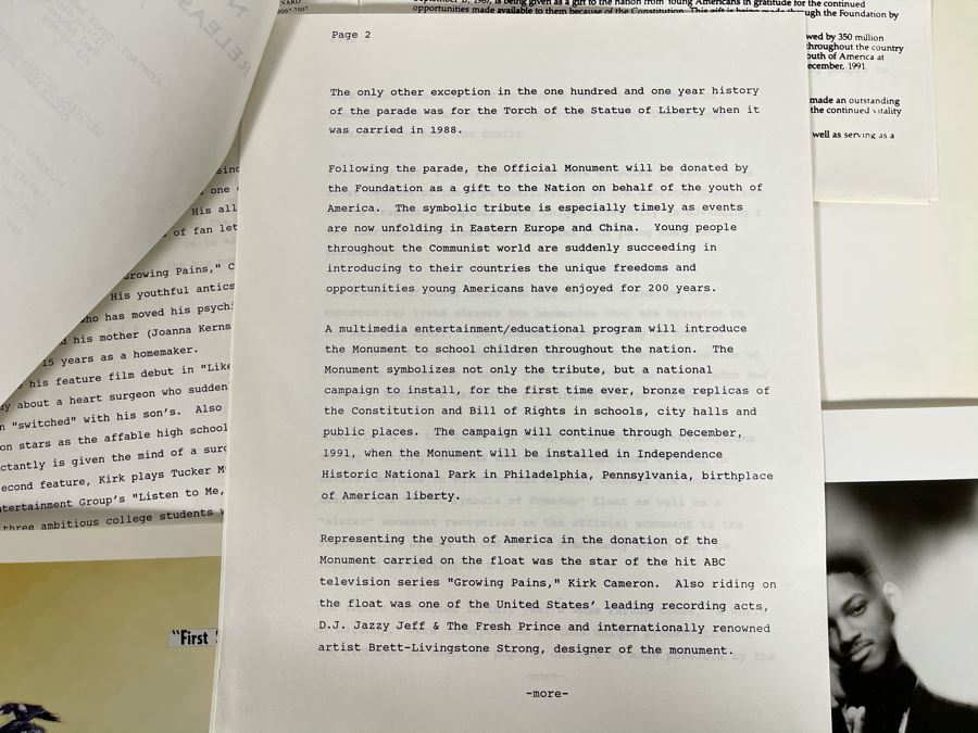 Rose Bowl Parade Float 'California Celebrates The U.S. Constitution: We The People' Press Release Information Ephemera Including D.J. Jazzy Jeff & The Fresh Prince JIVE B&W Photo Headshot [Photo 13]