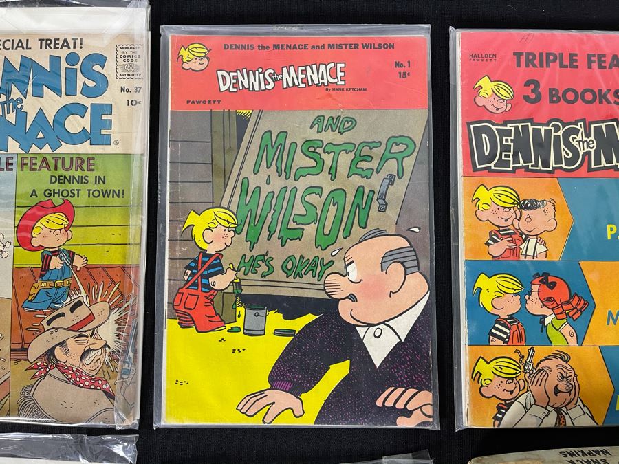 Dennis The Menance Collection Featuring 10c, 12c, 15c Comic Books, Paperback Novels, Silverplate Spoon And Empty Napkin Box [Photo 8]