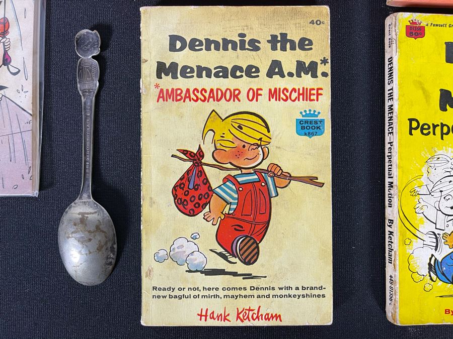 Dennis The Menance Collection Featuring 10c, 12c, 15c Comic Books, Paperback Novels, Silverplate Spoon And Empty Napkin Box [Photo 21]
