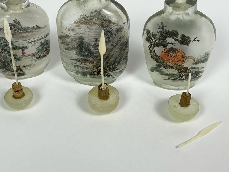 Set Of (3) Vintage Chinese Reverse Painted Chinese Snuff Bottles With Spoons Jade Jadeite Tops (One Of Spoons Is Fractured As Shown In Second Photo) [Photo 21]