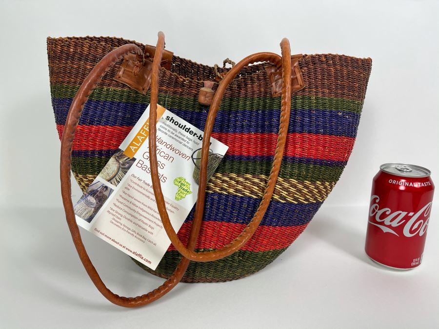 Alafiia Woven Should Handbag Handmade In Ghana [Photo 2]