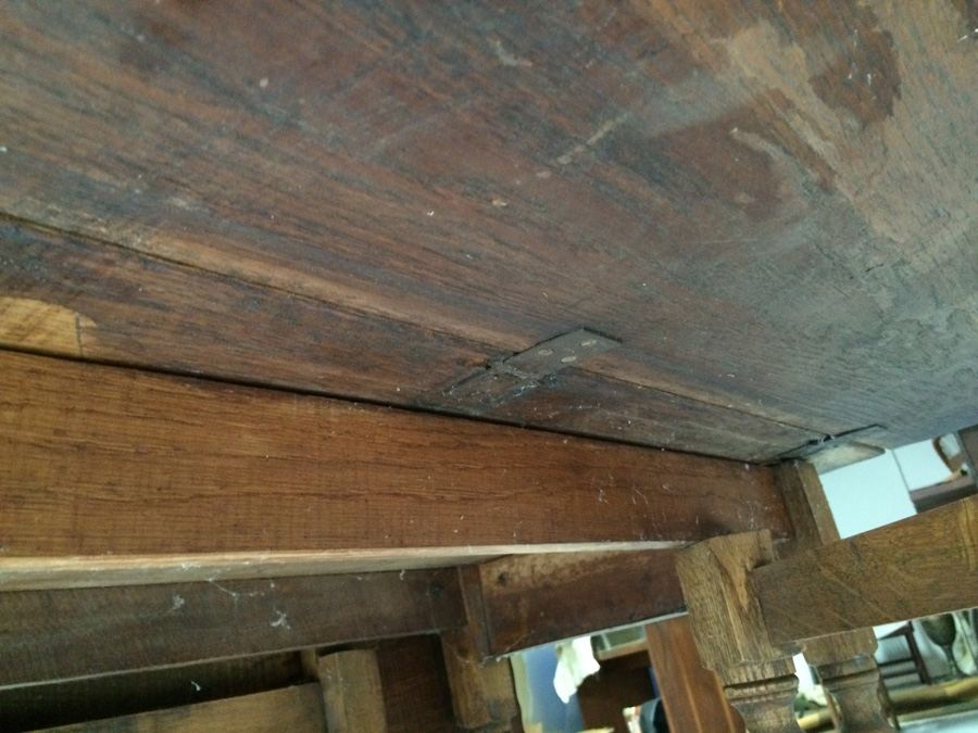 Vintage Drop-Leaf Gate-Leg Oak Table in Excellent Condition [Photo 12]