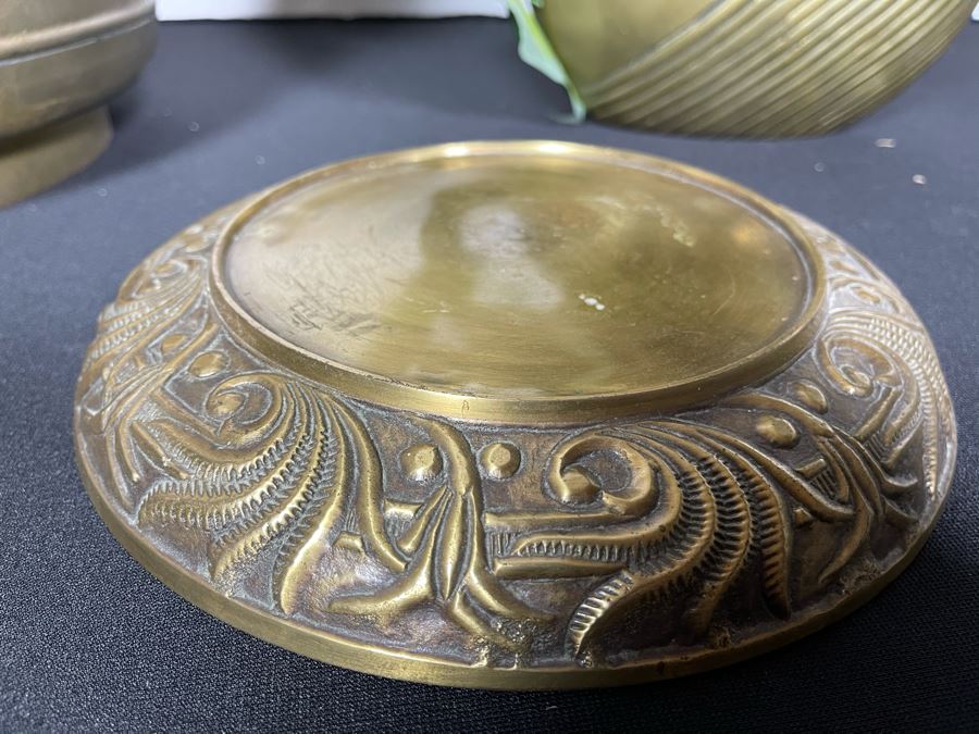 Large Brass Flower Pot 12 X 12, Brass Vase With Artificial Flowers And Heavy Brass Plate From India [Photo 5]
