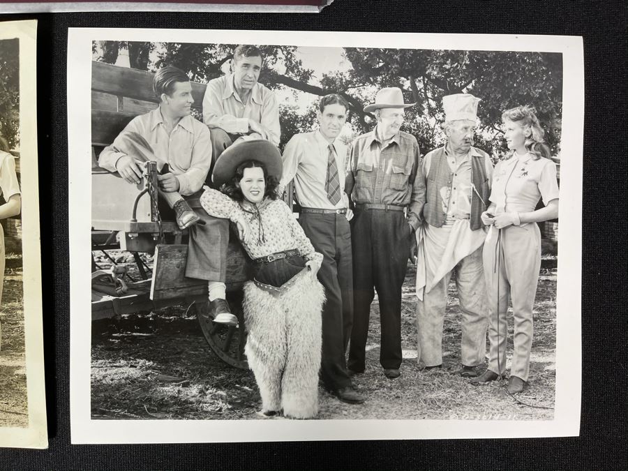 Actress Carole Mathews Old Hollywood B&W Photographs From Movie Set With Original Large Negative 8.5 X 11 [Photo 3]