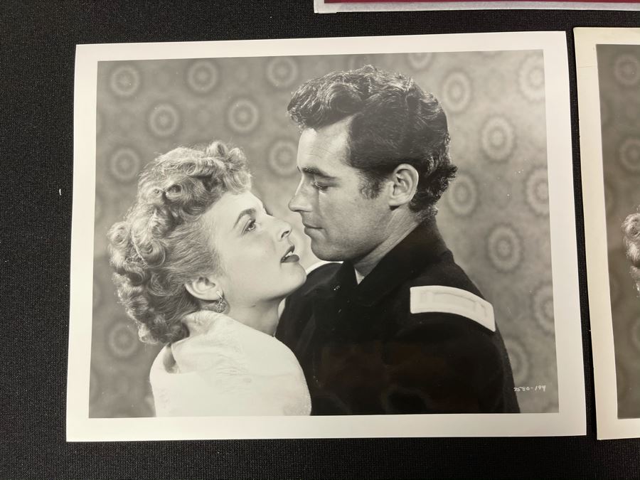 Actress Carole Mathews Old Hollywood B&W Photographs From Movie Scene With Original Large Negative 8.5 X 11 [Photo 2]