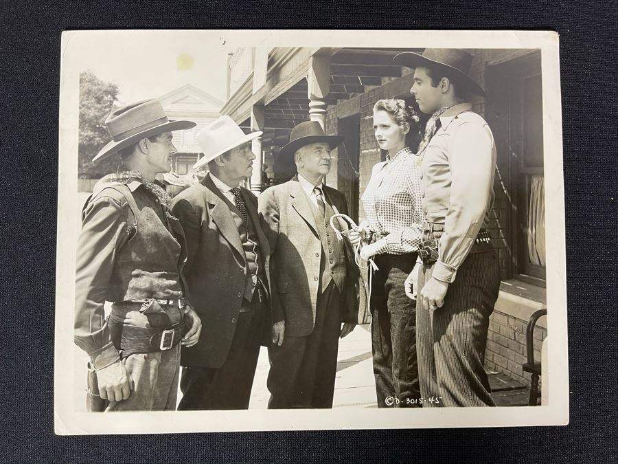 Actress Carole Mathews Old Hollywood B&W Western Movie Scene [Photo 2]