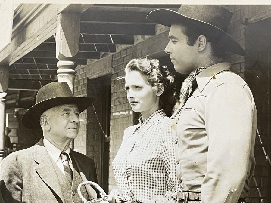 Actress Carole Mathews Old Hollywood B&W Western Movie Scene [Photo 3]