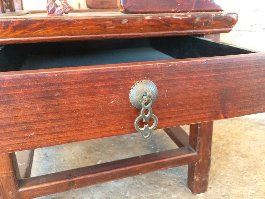 Vintage Chinese Chair with Drawer [Photo 10]