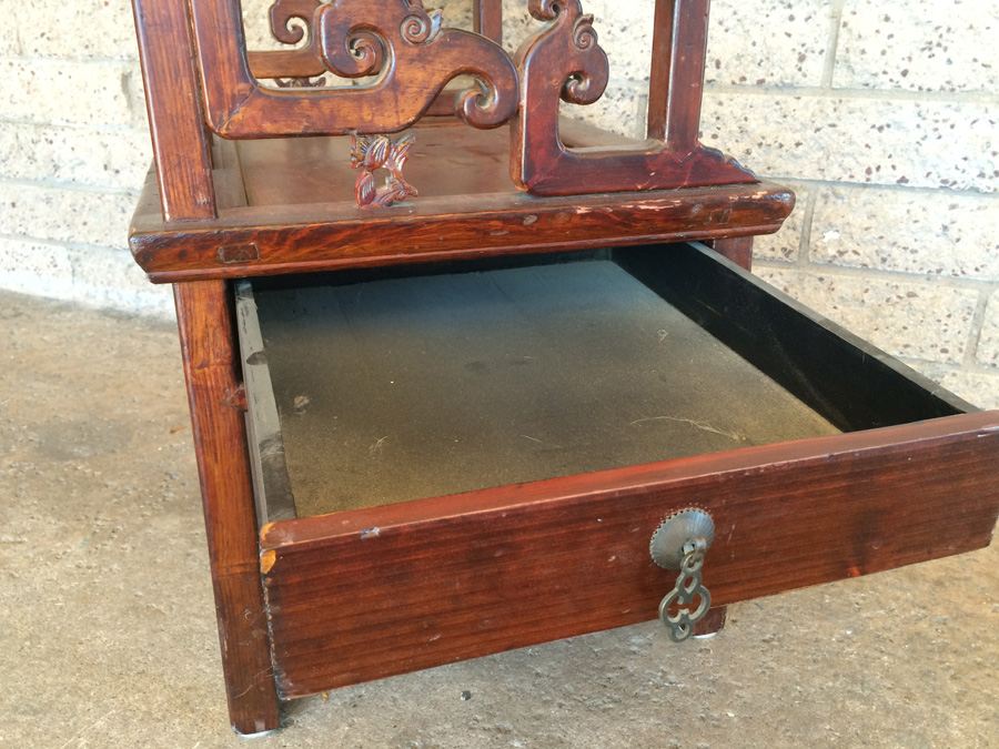 Vintage Chinese Chair with Drawer [Photo 3]