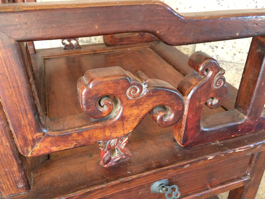 Vintage Chinese Chair with Drawer [Photo 5]