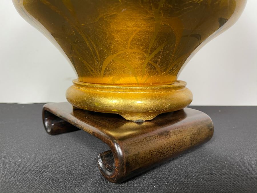 Gold Tone Asian Table Lamp Featuring Cranes And Wooden Stand 19'H [Photo 9]