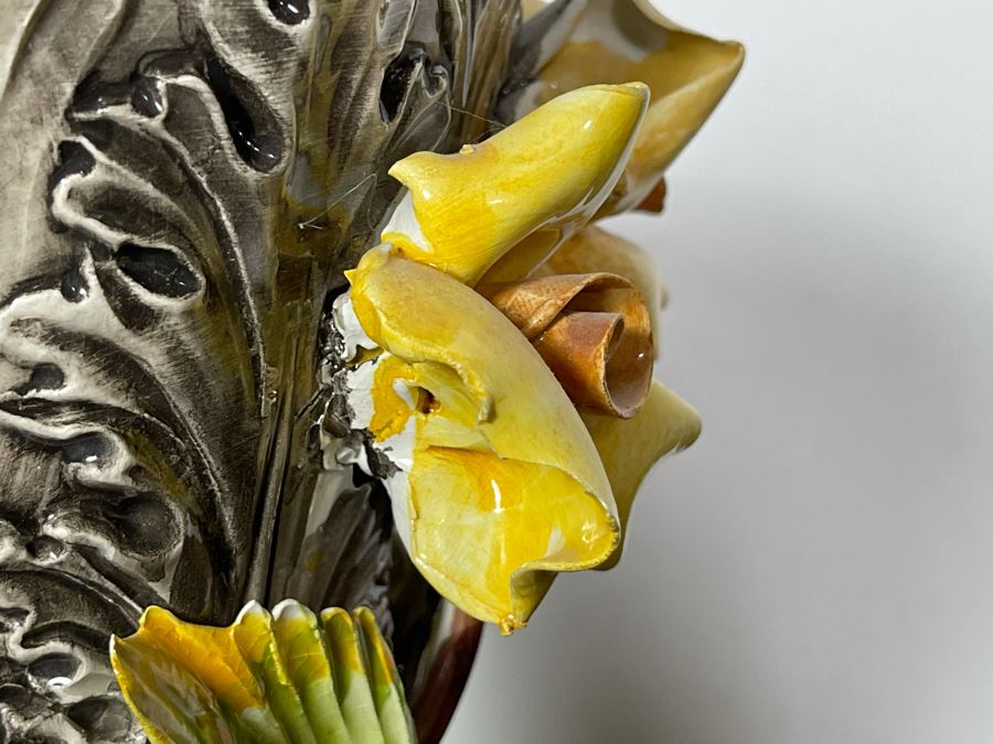 Signed Handmade Capodimonte Floral Relief Vase Made In Italy 11'H [Photo 8]