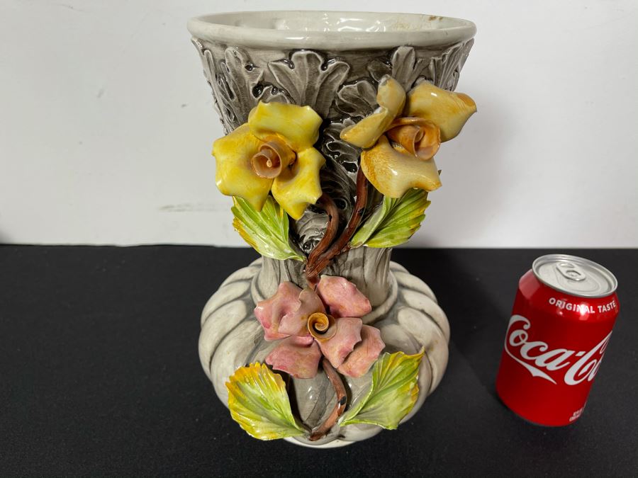 Signed Handmade Capodimonte Floral Relief Vase Made In Italy 11'H [Photo 3]