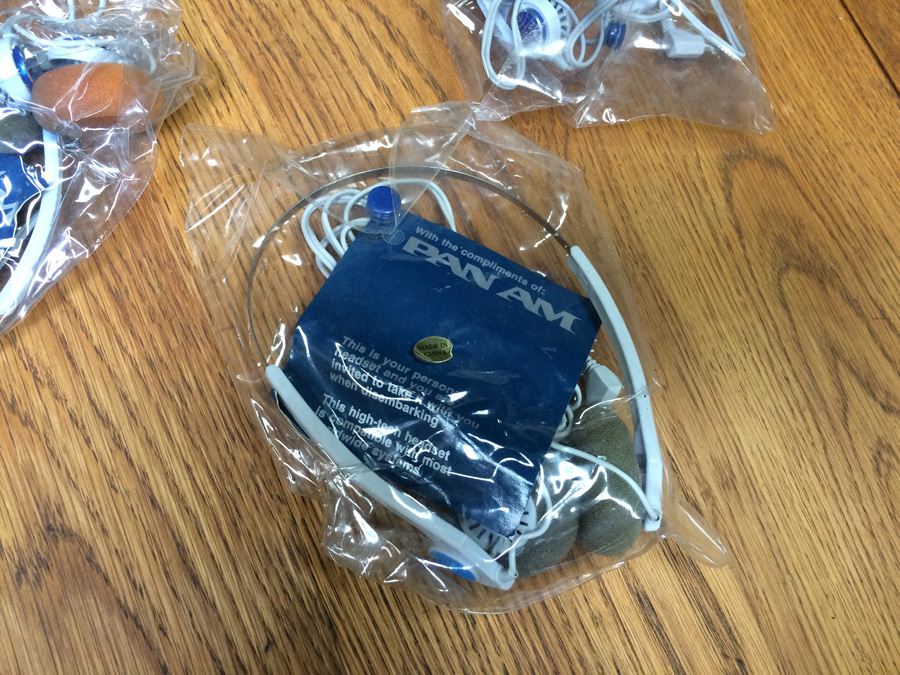 Vintage PAN AM Airlines Headsets [Photo 4]