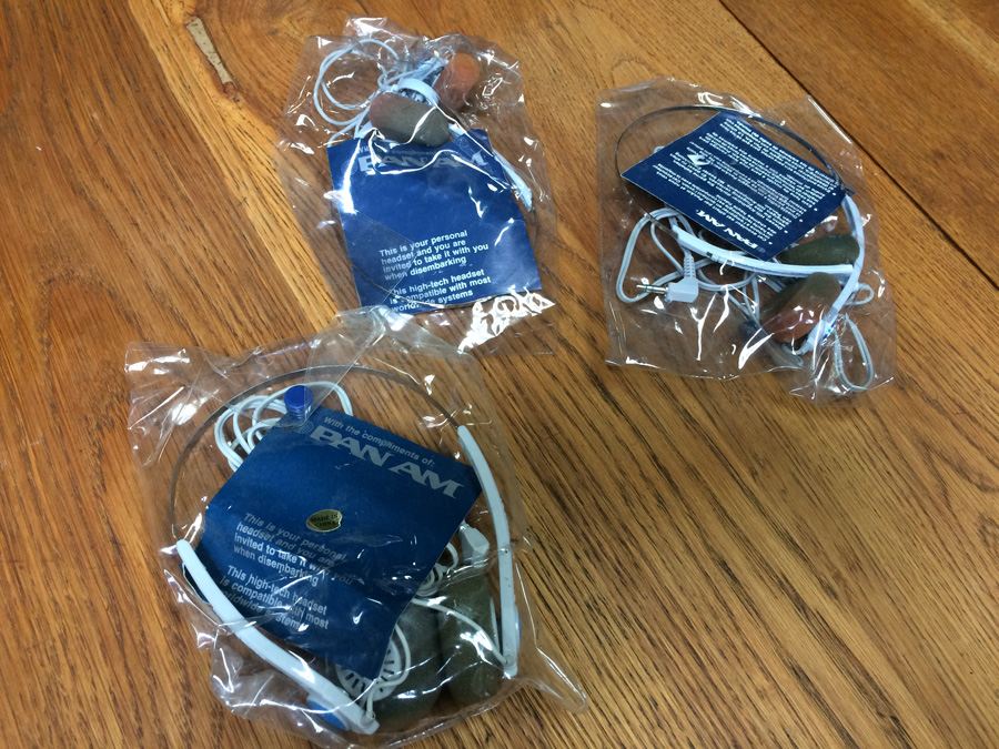 Vintage PAN AM Airlines Headsets [Photo 1]