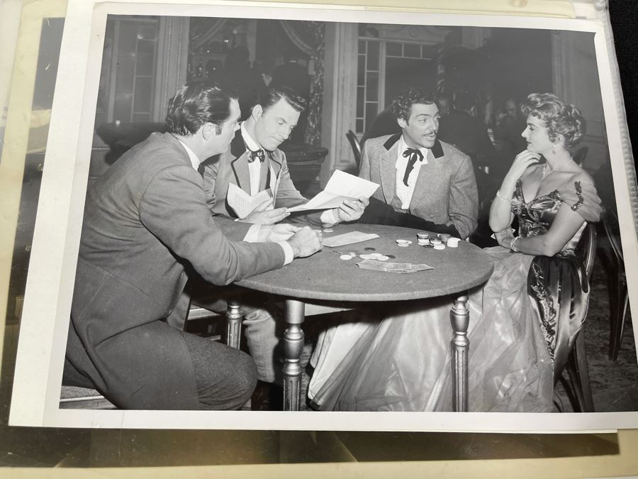 Actress Carole Mathews Old Hollywood Personal Filmography Scrapbook With Movie Scene & Set B&W Photos And Clippings Westerns - See Photos [Photo 39]