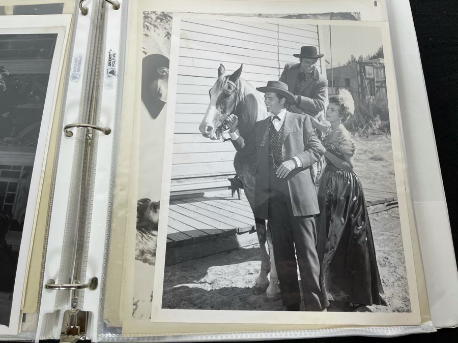 Actress Carole Mathews Old Hollywood Personal Filmography Scrapbook With Movie Scene & Set B&W Photos And Clippings Westerns - See Photos [Photo 40]