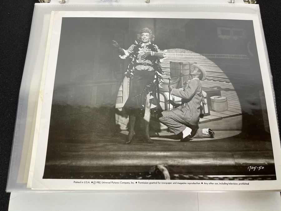 Actress Carole Mathews Old Hollywood Personal Filmography Scrapbook With Movie Scene & Set B&W Photos And Clippings Westerns - See Photos [Photo 66]