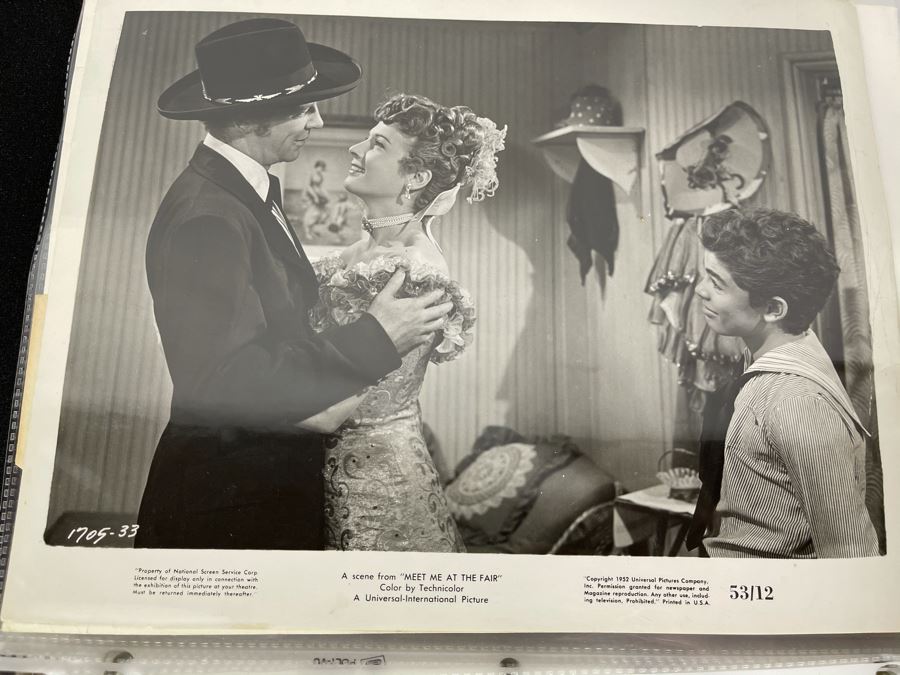 Actress Carole Mathews Old Hollywood Personal Filmography Scrapbook With Movie Scene & Set B&W Photos And Clippings Westerns - See Photos [Photo 62]