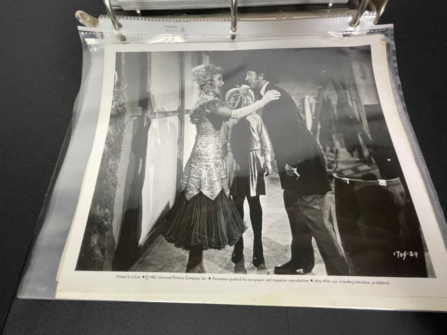 Actress Carole Mathews Old Hollywood Personal Filmography Scrapbook With Movie Scene & Set B&W Photos And Clippings Westerns - See Photos [Photo 9]