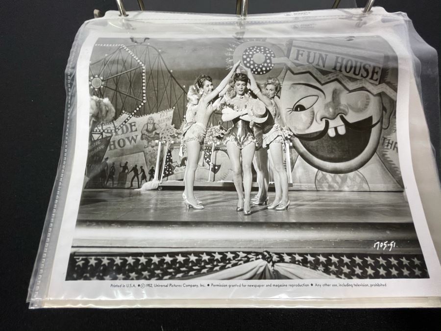 Actress Carole Mathews Old Hollywood Personal Filmography Scrapbook With Movie Scene & Set B&W Photos And Clippings Westerns - See Photos [Photo 5]