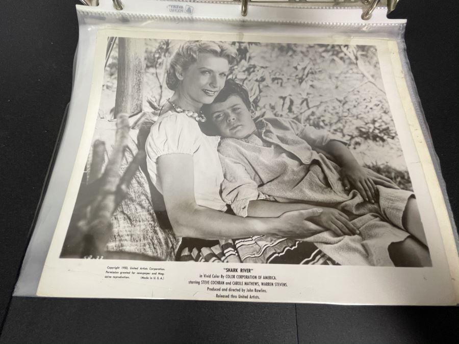 Actress Carole Mathews Old Hollywood Personal Filmography Scrapbook With Movie Scene & Set B&W Photos And Clippings Westerns - See Photos [Photo 16]