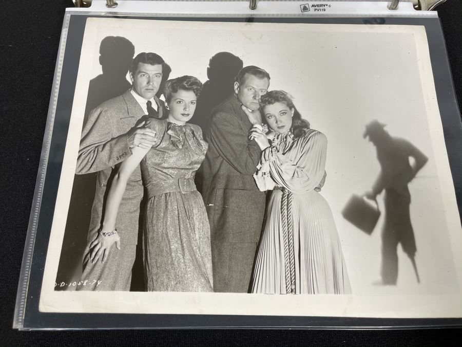 Actress Carole Mathews Old Hollywood Personal Filmography Scrapbook With Movie Scene & Set B&W Photos And Clippings Westerns - See Photos [Photo 2]